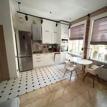 Сдается 1-комнатная квартира, 49 м²
