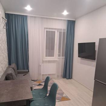 Сдается 1-комнатная квартира, 42 м²