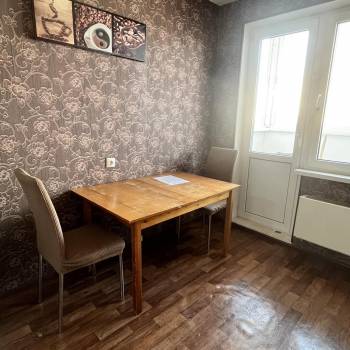 Сдается 1-комнатная квартира, 35 м²