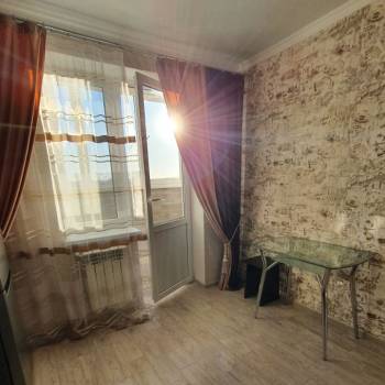 Сдается 1-комнатная квартира, 37 м²