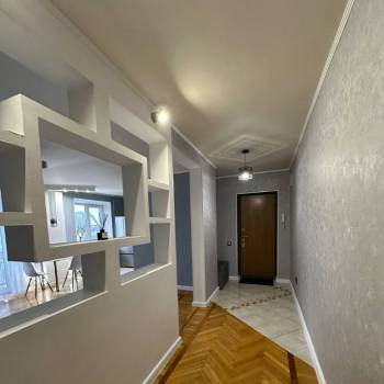 Сдается Многокомнатная квартира, 60 м²