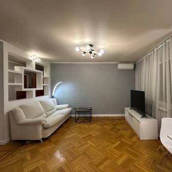 Сдается Многокомнатная квартира, 60 м²