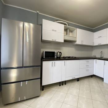 Сдается Многокомнатная квартира, 60 м²