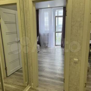 Сдается 1-комнатная квартира, 42 м²