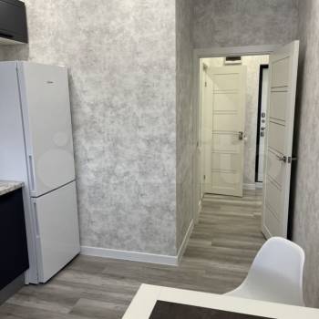 Сдается 1-комнатная квартира, 42 м²