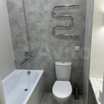 Сдается 1-комнатная квартира, 42 м²