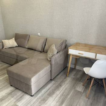 Сдается 1-комнатная квартира, 42 м²