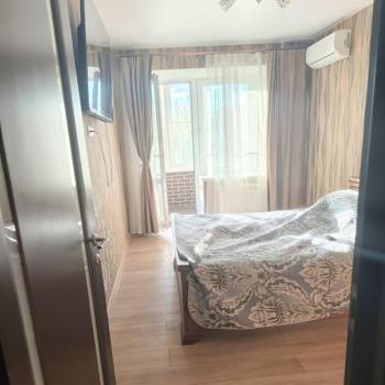 Продается 3-х комнатная квартира, 77 м²