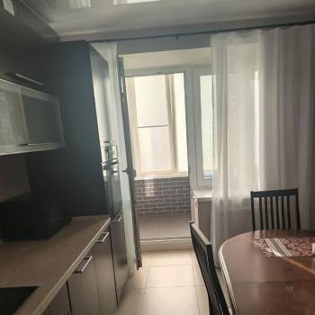 Продается 3-х комнатная квартира, 77 м²