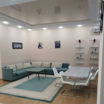 Сдается Многокомнатная квартира, 99,6 м²