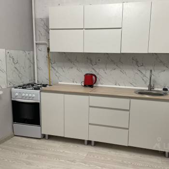 Сдается 1-комнатная квартира, 38 м²
