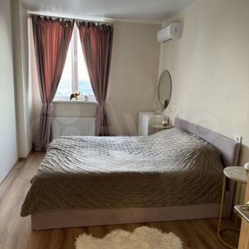 Сдается 1-комнатная квартира, 40 м²