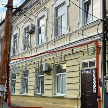Продается Многокомнатная квартира, 70 м²