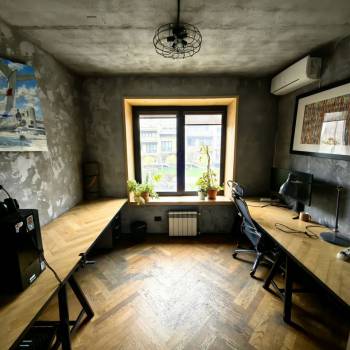 Сдается Нежилое помещение, 300 м²