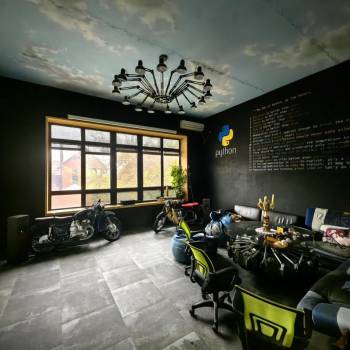Сдается Нежилое помещение, 300 м²