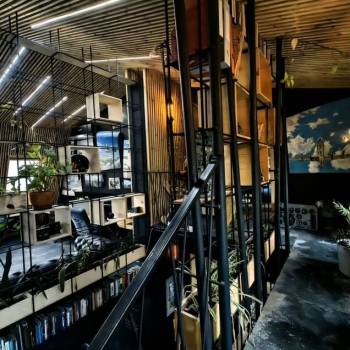Сдается Нежилое помещение, 300 м²