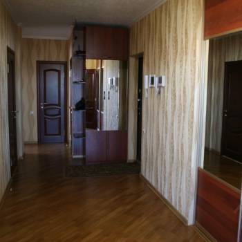 Продается 3-х комнатная квартира, 107 м²