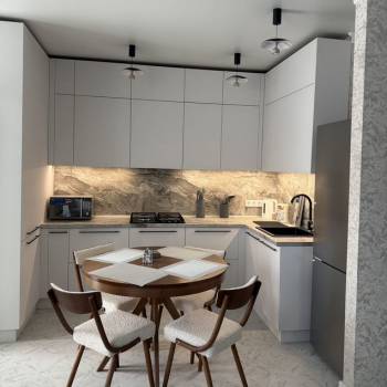 Сдается 1-комнатная квартира, 51 м²