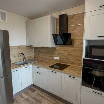 Сдается 1-комнатная квартира, 42 м²