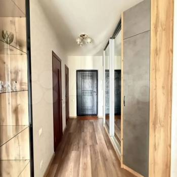 Продается 2-х комнатная квартира, 71,2 м²