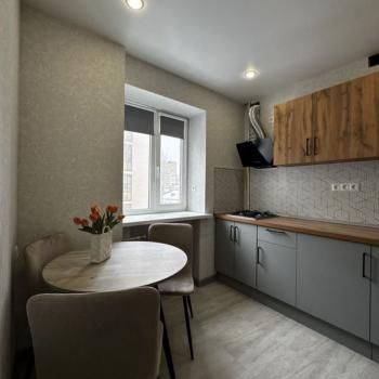 Сдается Многокомнатная квартира, 63 м²