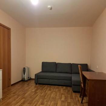 Сдается 1-комнатная квартира, 35,8 м²