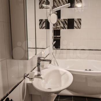 Сдается Многокомнатная квартира, 100 м²
