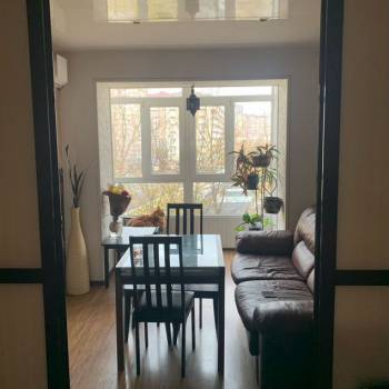 Сдается Многокомнатная квартира, 64 м²