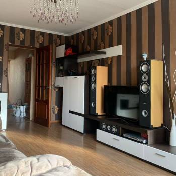 Сдается Многокомнатная квартира, 64 м²
