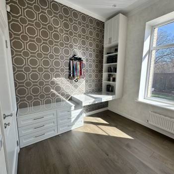 Продается Дом, 220 м²