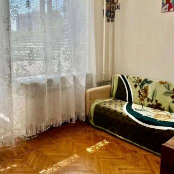 Продается 1-комнатная квартира, 30,9 м²