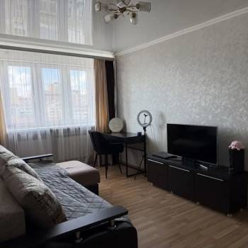Продается 1-комнатная квартира, 34 м²