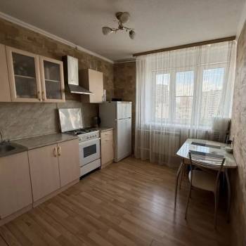 Продается 1-комнатная квартира, 34 м²