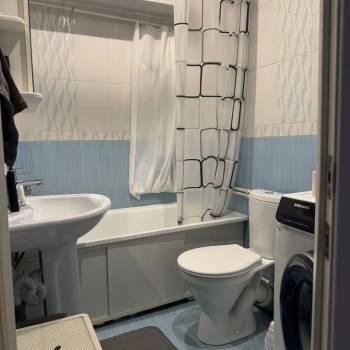 Продается 1-комнатная квартира, 34 м²