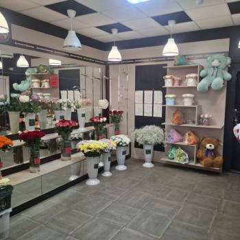 Сдается Нежилое помещение, 100 м²