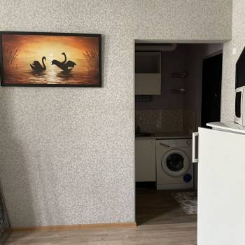 Продается 1-комнатная квартира, 17,4 м²