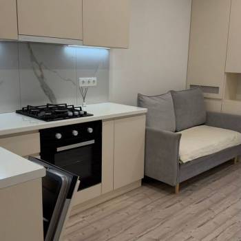 Продается 1-комнатная квартира, 41 м²