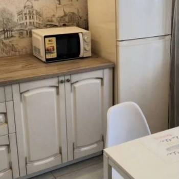Сдается 1-комнатная квартира, 39 м²