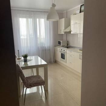 Сдается 1-комнатная квартира, 43,4 м²