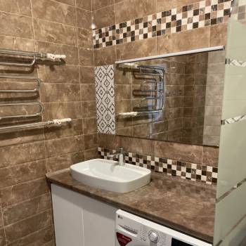 Сдается 2-х комнатная квартира, 75 м²