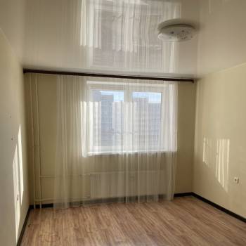 Сдается 2-х комнатная квартира, 75 м²