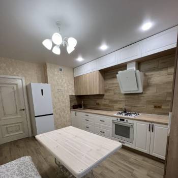 Сдается 2-х комнатная квартира, 60 м²