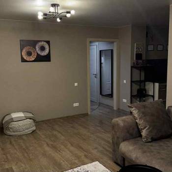 Сдается 1-комнатная квартира, 47,5 м²