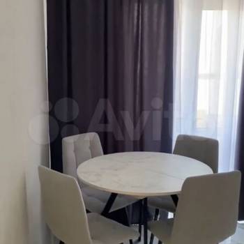 Сдается 1-комнатная квартира, 39 м²