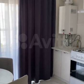 Сдается 1-комнатная квартира, 39 м²