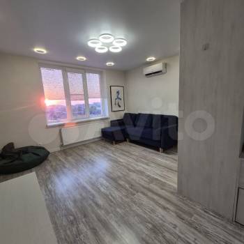 Продается 1-комнатная квартира, 57 м²
