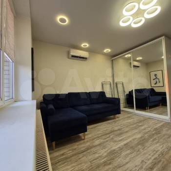 Продается 1-комнатная квартира, 57 м²