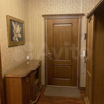 Сдается 2-х комнатная квартира, 83 м²
