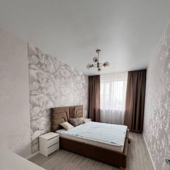 Сдается Многокомнатная квартира, 80 м²