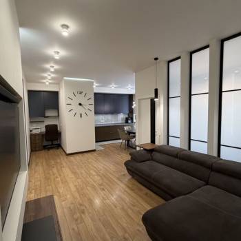 Продается Многокомнатная квартира, 109 м²